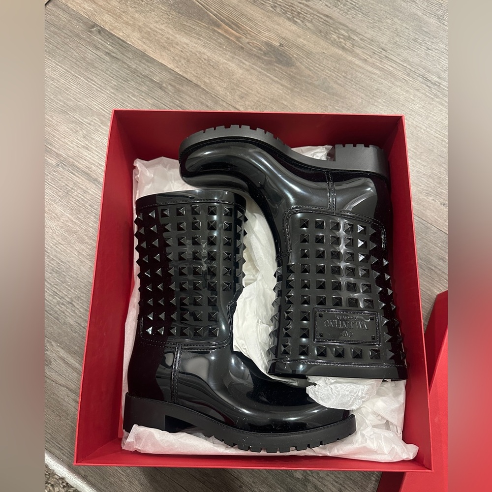 Valentino Rock Studd Rainboots size 37